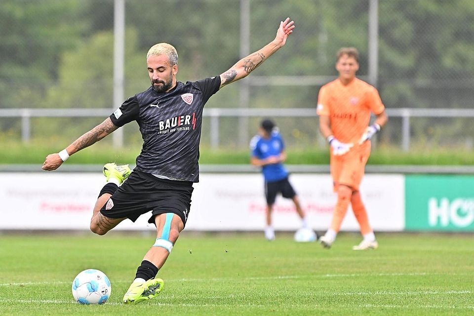 Kevin Hingerl traf zuletzt gegen Aubstadt. Heute trifft er auf seinen Bruder Marco. Kevin Hingerl traf zuletzt gegen Aubstadt. Heute trifft er auf seinen Bruder Marco.