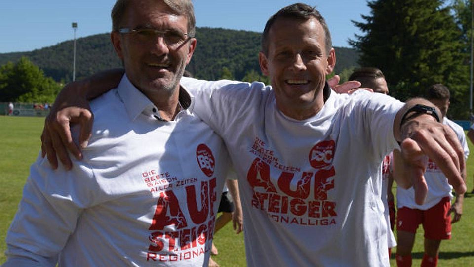 Freuen sich auf namhafte Gegner und eine erste Standortbestimmung für die eigene Elf: der Bahlinger Trainer Milorad Pilipovic (links) und sein Assistent Bernd Lupfer.  | Foto: Daniel Thoma