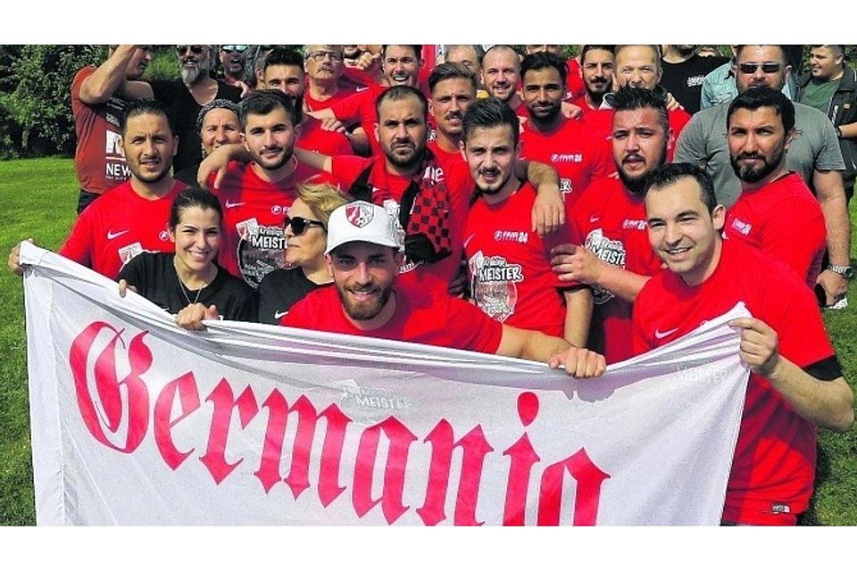 Demnächst in der A-Liga. Germania Hilfarth schafft mit dem Aufstieg den größten Erfolg in der Vereinsgeschichte. Foto: Royal