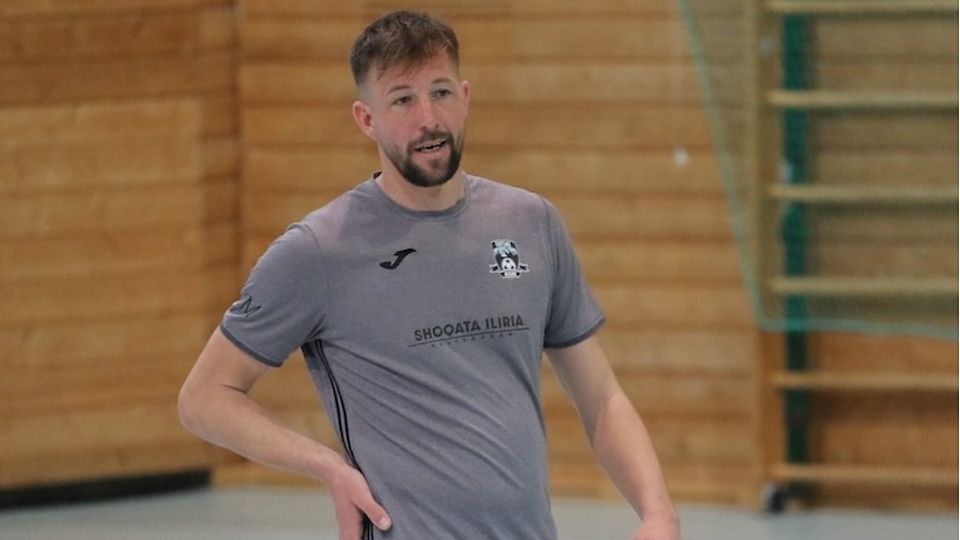 Spielertrainer Naim Nimanaj will mit SVK Futsal Allgäu den ersten Heimsieg gegen den KSC landen.