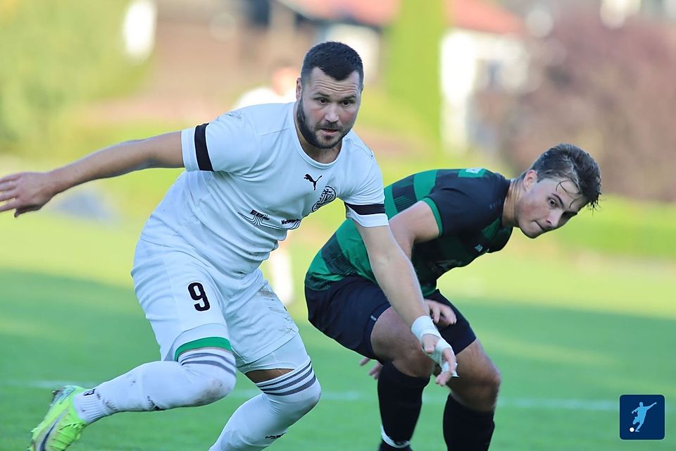 "Kone" dreht nochmal auf: Routinier Christoph Konietzny (li.), 35 Jahre alt, ist einer der Protagonisten bei Tabellenführer Adlkofen.  