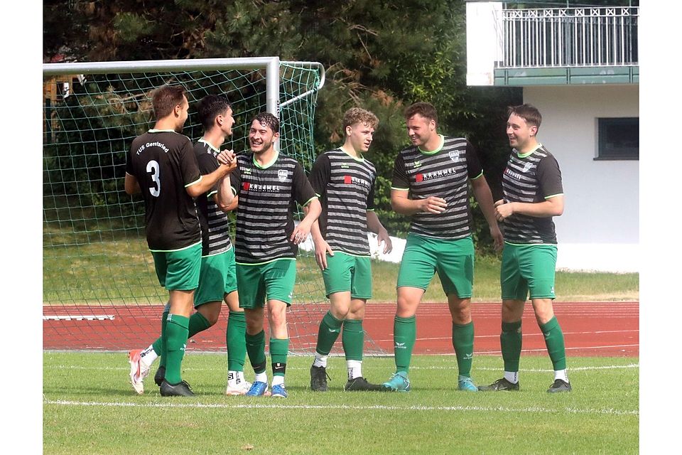 Am Anfang jubelte der TuS Geretsried II dreimal in Folge, doch dann waren die Gegner dran. (Archivfoto)