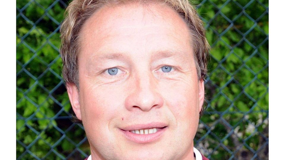 Klaus Böckhaderte mit dem Schussglück. Dieter Metzler