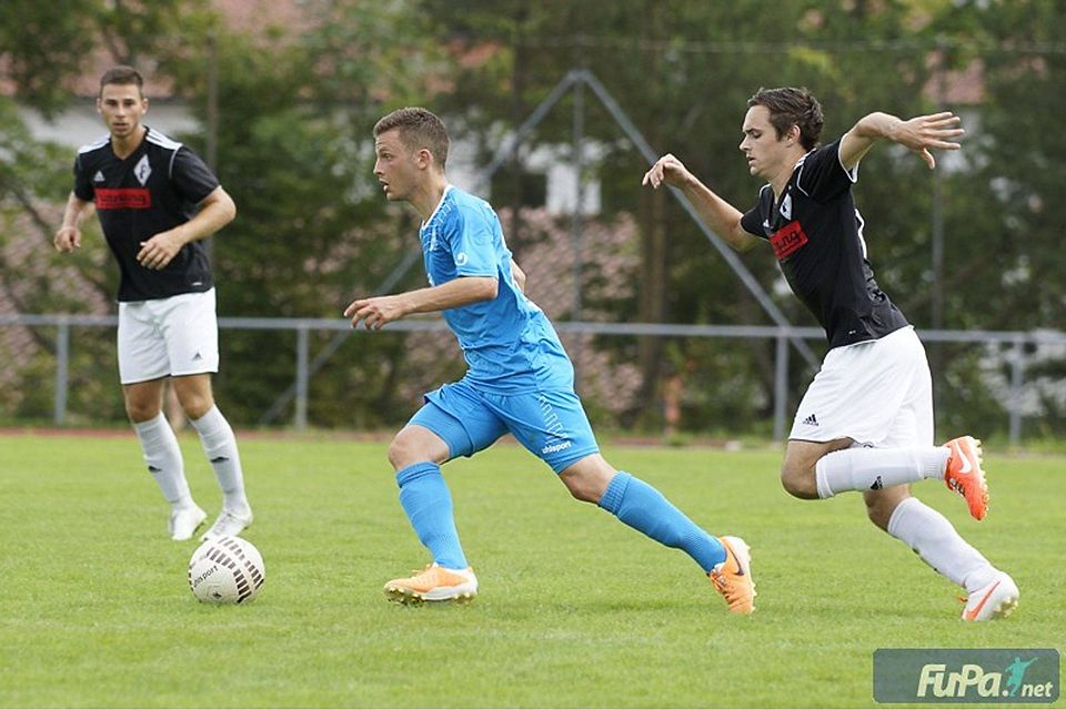 Die zweite Mannschaft der Stuttgarter Kickers will gegen Friedrichstal ihre Chancen besser nutzen und dreifach punkten. Foto: Manuel Erndwein