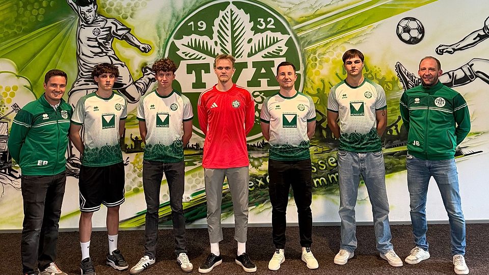 Von links nach rechts: Markus Seeber, Vadym Pylyp, Ben Ritzinger, Dominik Bals, Florian Gröber, David Rottmaier, Josef Bergermeier