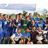 Die Ratzenrieder Fußballer feierten stolz den ersten Meistertitel seit 24 Jahren. TSV Ratzenried