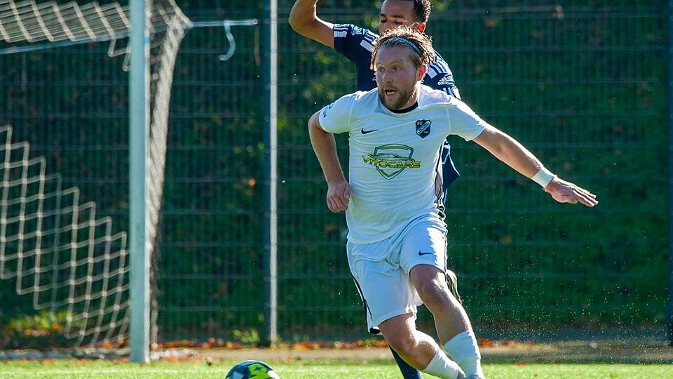 Noah Kubawitz besorgte beim 3:1-Sieg der Mennrather beim 1. FC Viersen den Ausgleichstreffer.