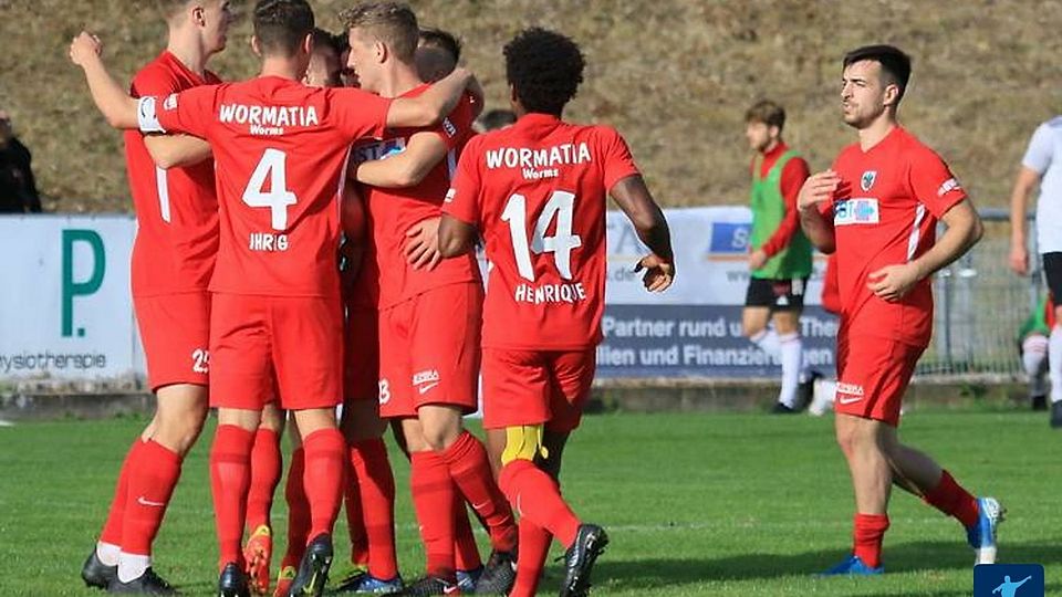 Wenig Aussicht auf Erfolg: Wormatia gibt die Hoffnung nicht auf, auch wenn die Chance auf Regionalliga-Fußball in der kommenden Saison immer geringer wird.