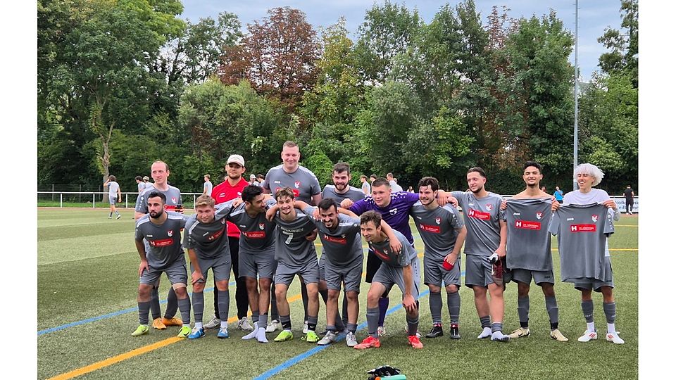 Jubelfoto der Mannschaft des SC Böckingen 