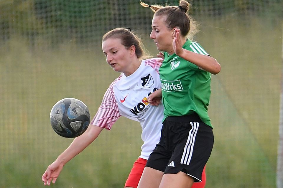 Für die SG Hausen-Nollingen (rechts) ist die Verbandsliga-Tür noch nicht zu. | Foto: Achim Keller