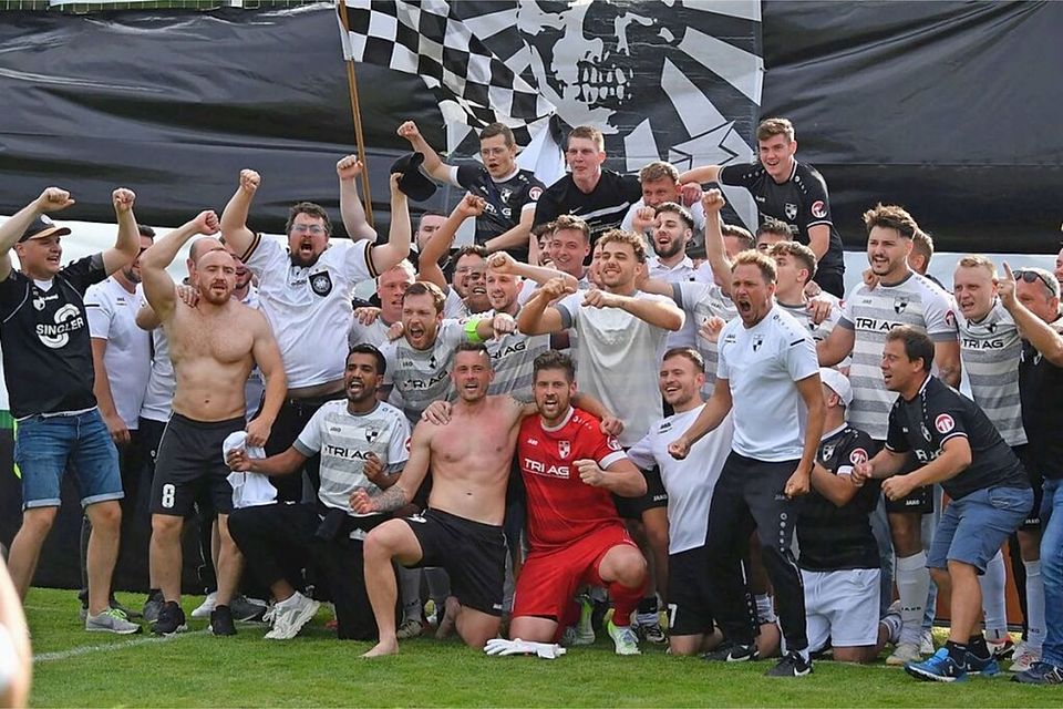 Der SV Kippenheim bejubelt die Rückkehr in die Kreisliga A. Der SV Kippenheim bejubelt die Rückkehr in die Kreisliga A.