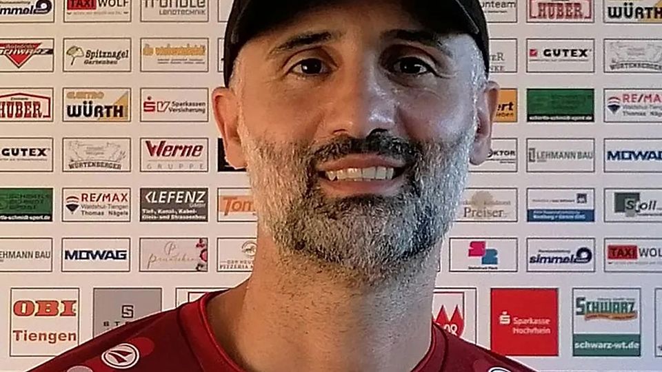 Seit 2019 beim FC Tiengen: Trainer Erkan Kanli | Foto: Martin Dörflinger