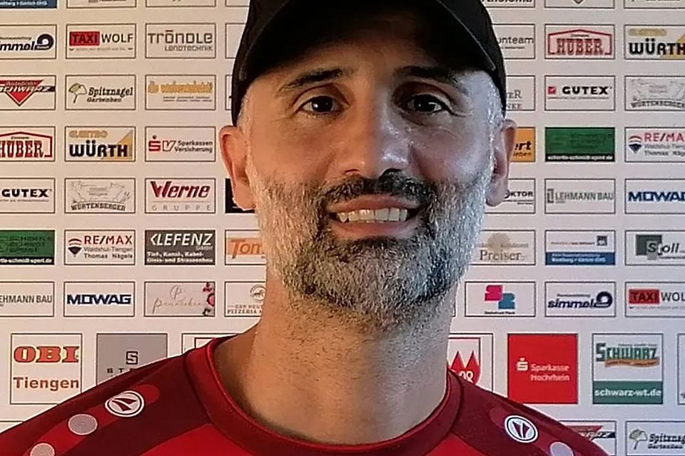 Seit 2019 beim FC Tiengen: Trainer Erkan Kanli | Foto: Martin Dörflinger