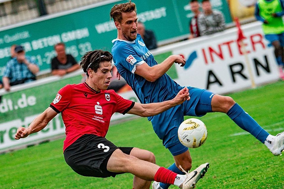 Kann Schlusslicht TuS Ennepetal zuhause dem klaren Favoriten SV Lippstadt 08 ein Bein stellen? Kann Schlusslicht TuS Ennepetal zuhause dem klaren Favoriten SV Lippstadt 08 ein Bein stellen?