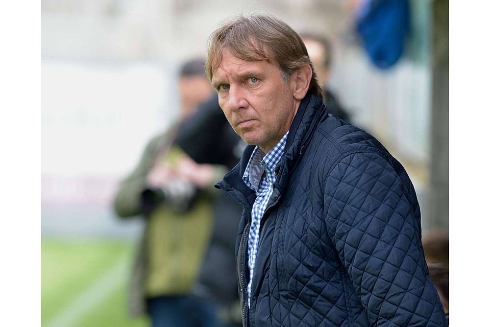 Nächster Versuch für Neu-Trainer Dais, den FC Nöttingen wieder in die Erfolgsspur zu bringen F: Ripberger