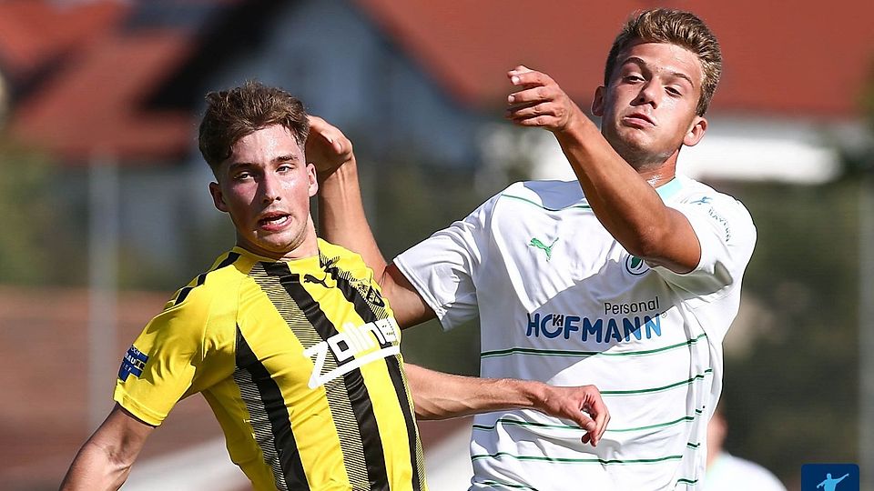 Martin Kauschinger (li.) geht in der neuen Saison für den SV Schalding-Heining auf Torejagd 