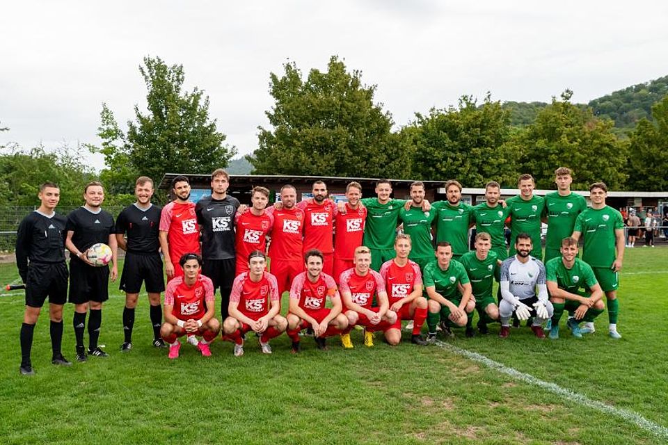 Der VfR Fehlheim (grün) und die TSV Auerbach (rot) lieferten sich in Gronau ein packendes Endspiel um die Bensheimer Stadtmeisterschaft, das der VfR knapp mit 3:2 für sich entschied