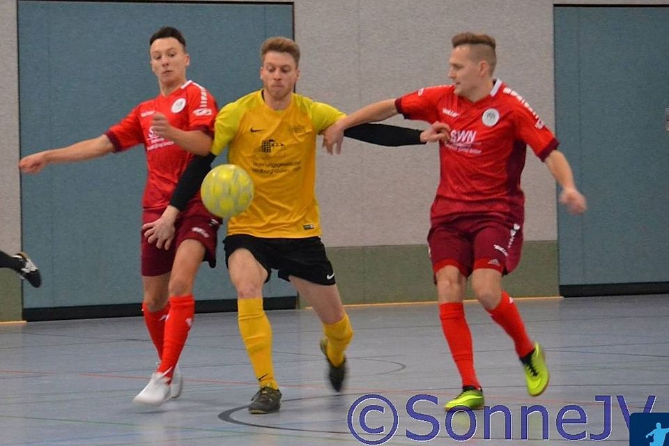 Sandro Eichhorn (mittig) ist mit dem FSV 06 Eintracht Hildburghausen im Gegensatz zu Cup-Verteidiger Neustadt/Orla beim XXL-Cup dabei.