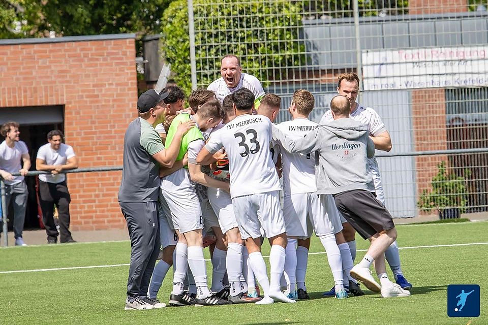 Der TSV Meerbusch III jubelt im Tor-Spektakel gegen den VfB Uerdingen gleich fünfmal. 