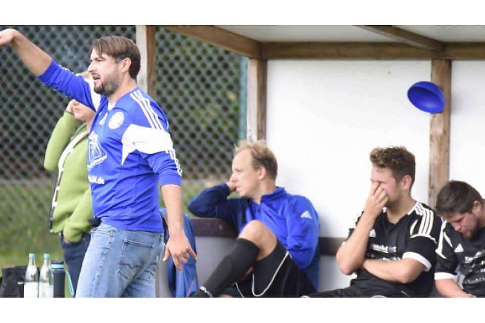 Da geht’s lang: Der TSV Irschenberg und Trainer Christian Pralas wollen den zweiten Saisonsieg.  Thomas Plettenberg