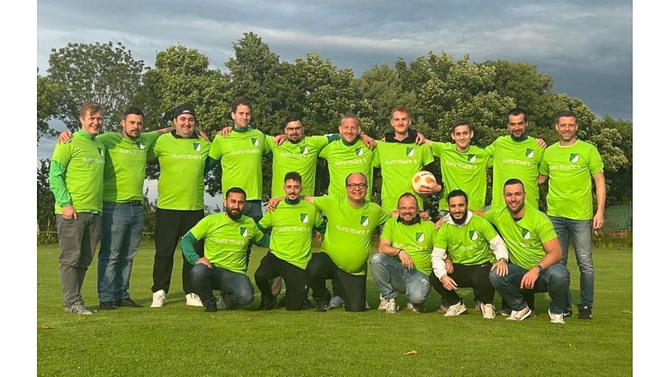 Alles unterschiedliche Charaktere, aber „es passt wie Arsch auf Eimer“: die Aufsteiger des GSV Gundernhausen.	 Foto: Christian Anger