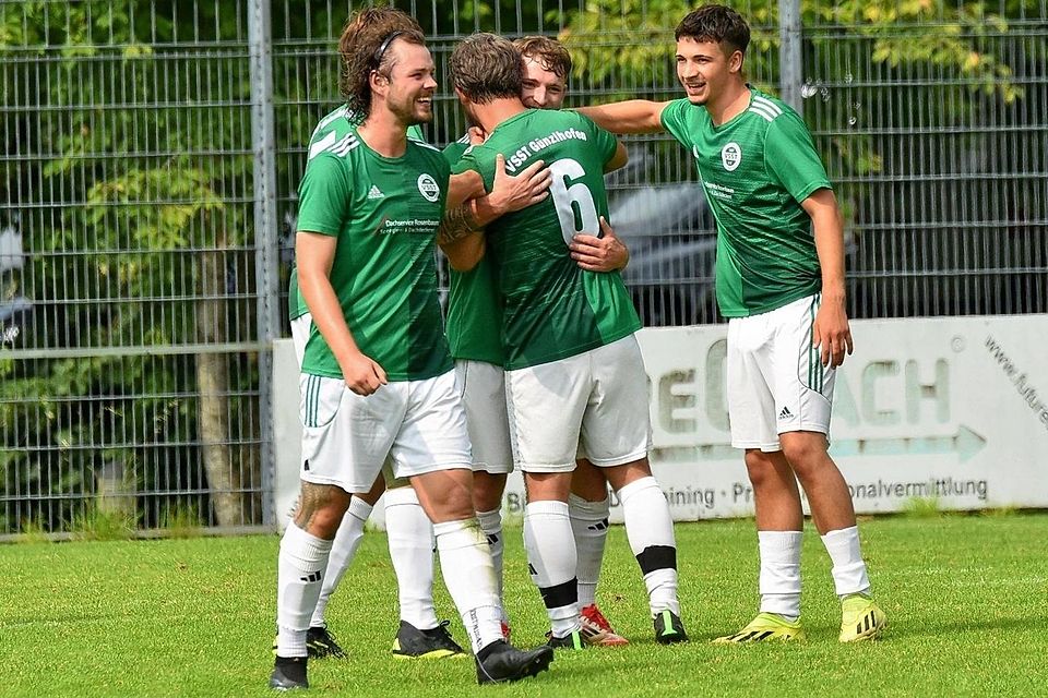 Die Fußballer des VSST Günzlhofen.