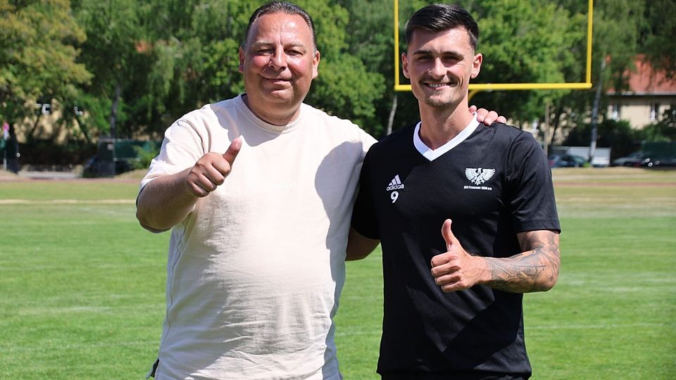 Preussens Sportchef mit Adrian Kireski (r.)