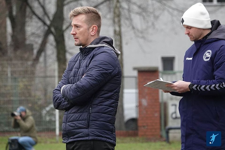 Hertha 03 Coach Tillman Käpnick in Aktion
