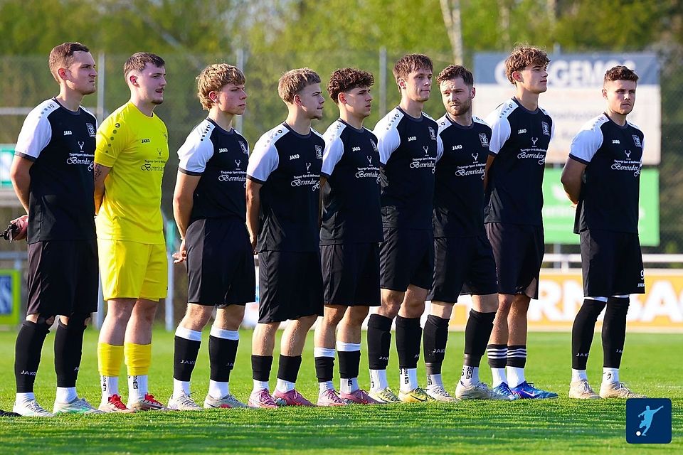 Die junge Truppe der SpVgg GW Deggendorf bittet die SpVgg Ruhmannsfelden zum Spitzentanz 