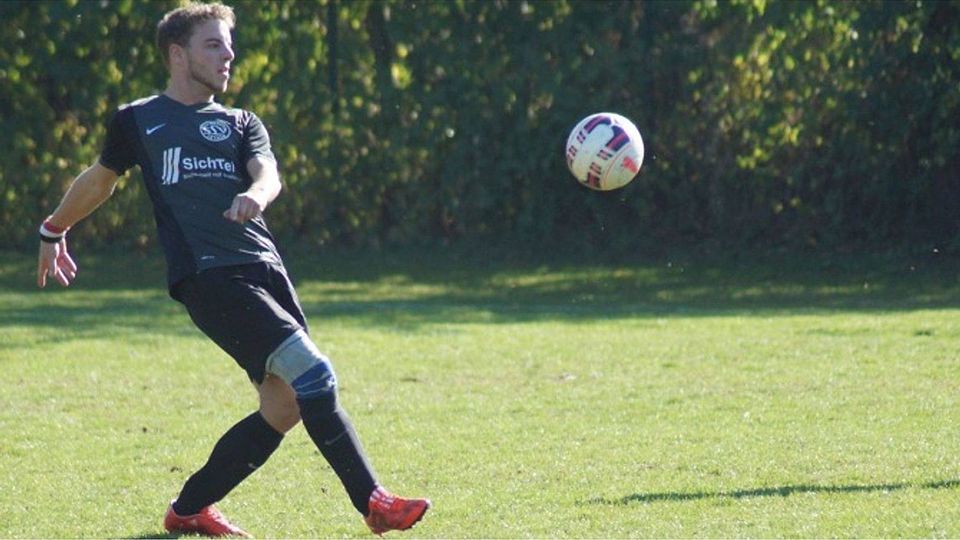 Ebnete mit seinem Doppelpack den Grundstein zum Sieg des SV Weser Leteln II: Andre Bigga F: Bokun