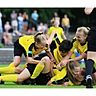 Die Fußball-B-Juniorinnen des TSV Crailsheim freuen sich über den 4:1-Sieg gegen den 1. FC Nürnberg, der den Klassenerhalt in der Bundesliga Süd bedeutet.  Bernd Wolf