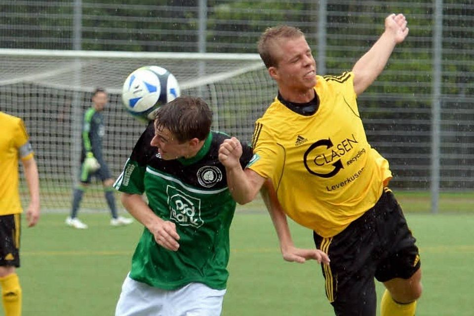 Außenverteidiger Daniel Spiegel (links) wird den SC Borussia Lindenthal-Hohenlind verlassen und beim Regionalligisten SV Bergisch Gladbach eine neue Herausforderung suchen.