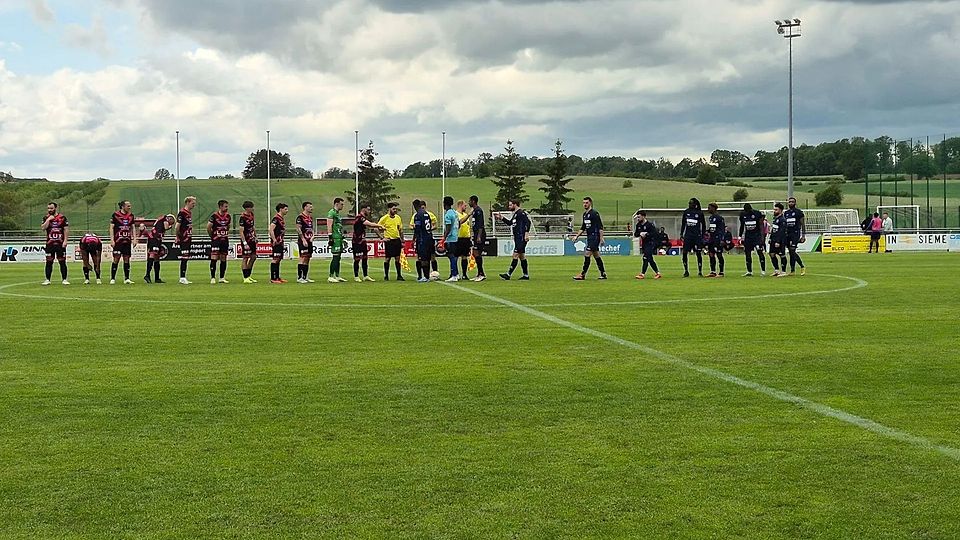 Kopstal (r.) konnte den Abstieg in Kehlen nicht mehr verhindern