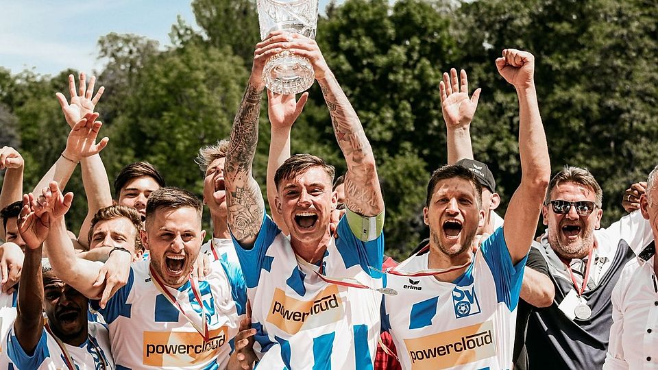 Der SBFV-Pokalsieger im Super-Cup: 2022 gewann der SV Oberachern.