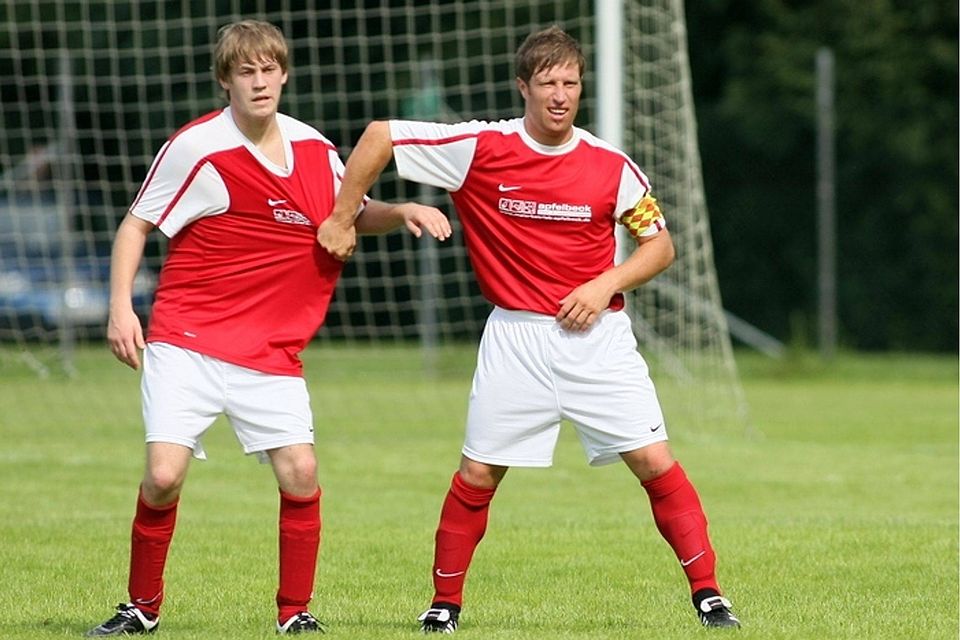 2:2 gegen Mitterskirchen, Roßbach überrascht. Foto: Santner