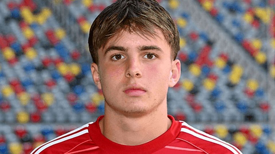 Mentzel steht erstmals in der U23 im Kader.