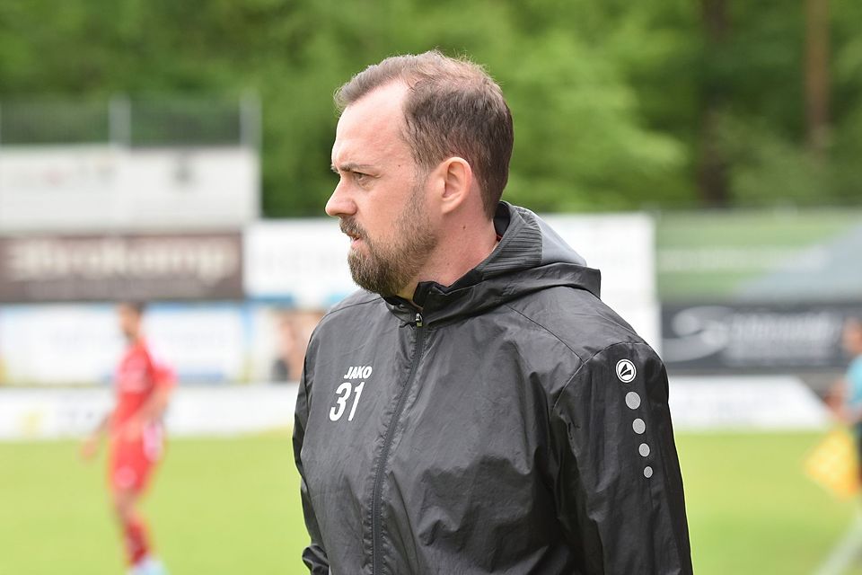 Trainer Christian Lichte feiert mit Victoria Clarholz den nächsten Sieg. Trainer Christian Lichte feiert mit Victoria Clarholz den nächsten Sieg.