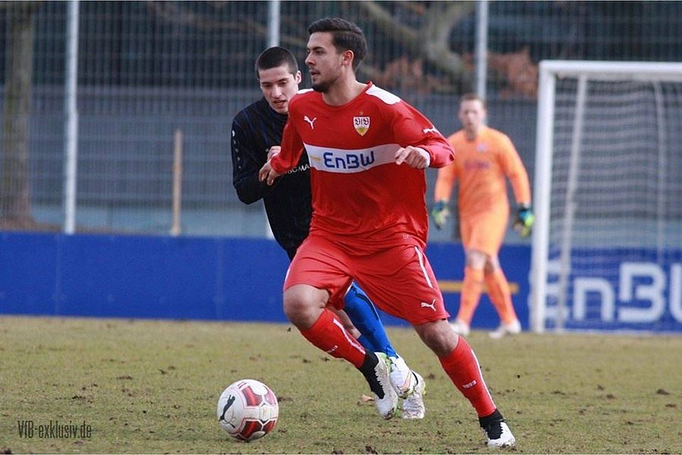 Ufuk Akyol und die U19-Junioren des VfB Stuttgart peilen beim SC Freiburg Zählbares an. F: Lommel