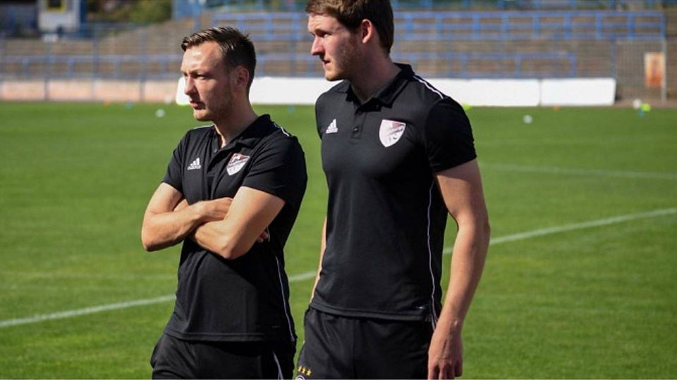 Chefcoach Johannes Fritsch (rechts) und Co-Trainer Christoph Albrecht müssen am Saisonende gehen.       (F. Ines Hähnel)