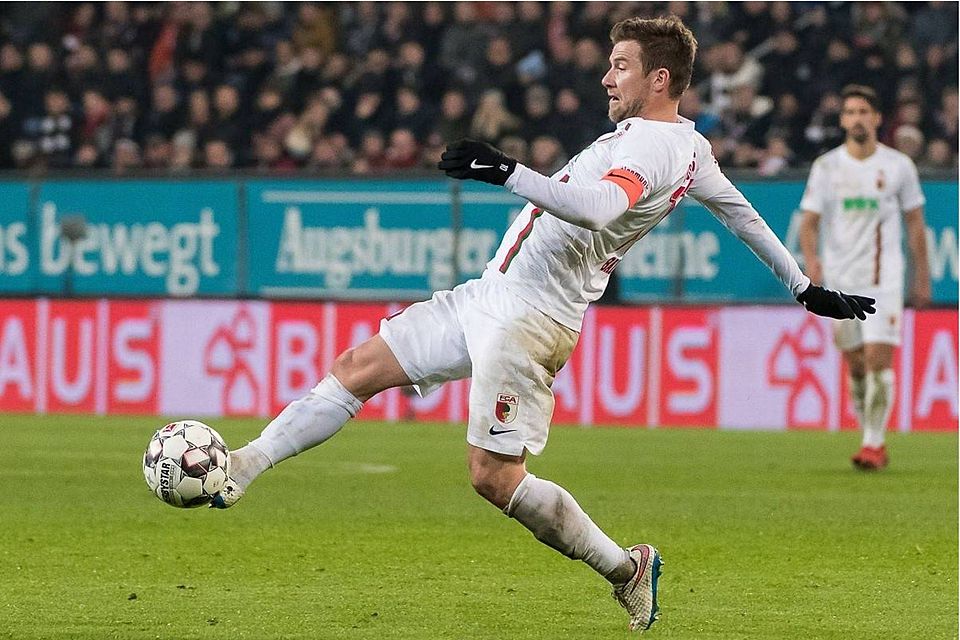 Von 2010 bis 2020 war Daniel durchgehend für den FC Augsburg am Ball.