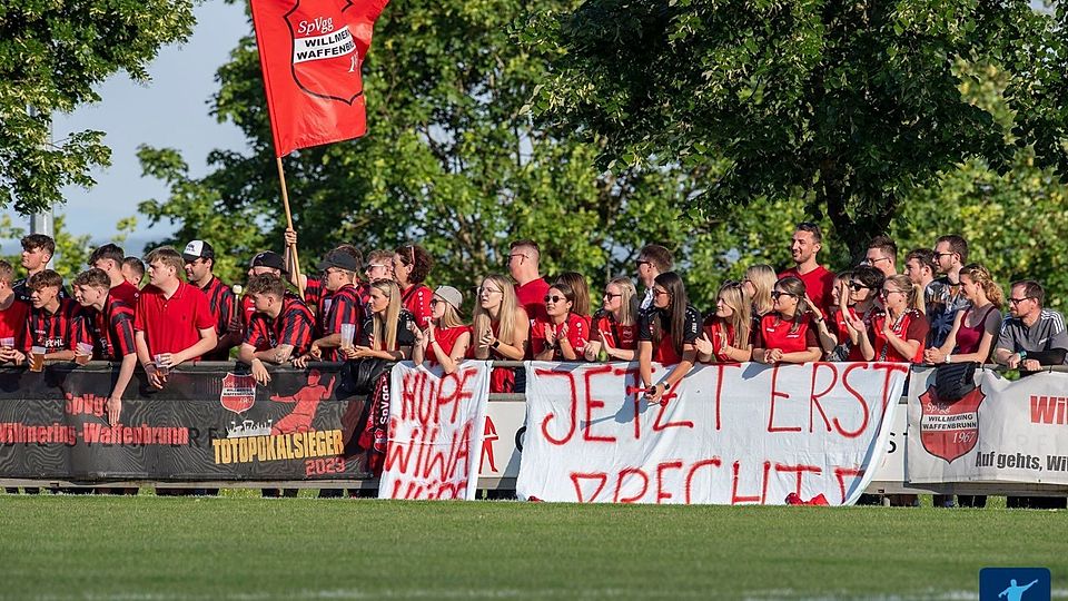 Die anstehende Relegation wird wieder ein Fest für Fußballfans.