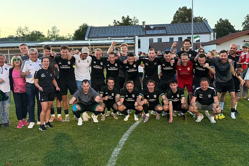 Der SV Hutthurm hat die Bezirksliga auf dem letzten Drücker gehalten Der SV Hutthurm hat die Bezirksliga auf dem letzten Drücker gehalten