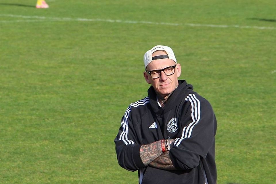 Chriatian Niebel war stolz auf seinen Finalisten 1. FC Grevenbroich-Süd.