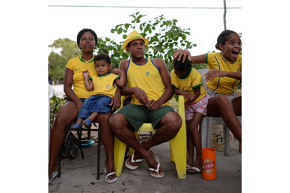 In Santo Andre wird WM geschaut - und gefeiert.  Foto: dpa