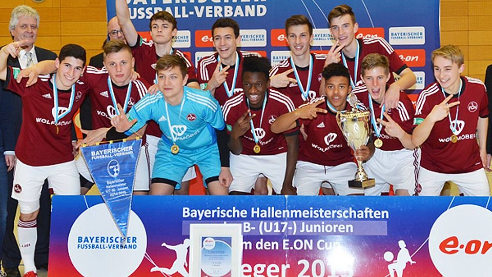 Das Siegerteam 2015: die U17 des 1. FC Nürnberg. F: BFV
