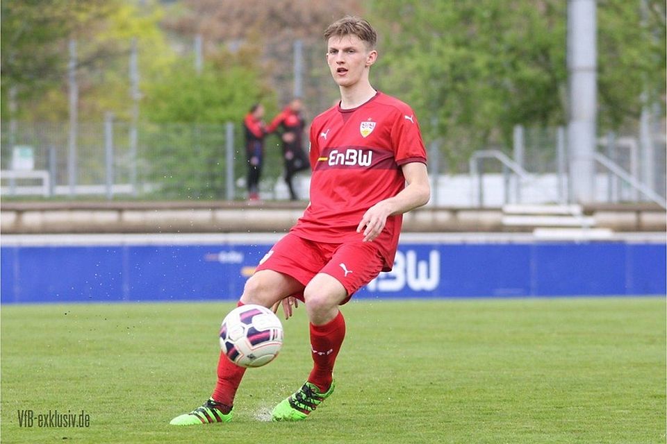 Daniele Collinge und die U19-Junioren des VfB Stuttgart beendeten die Saison durch den abschließenden 1:0-Erfolg beim FC Bayern München auf dem guten dritten Tabellenplatz. F: Lommel