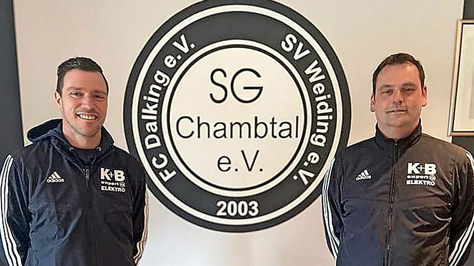 Christian Wittmann und Christoph Kulzer (r.) bilden das neue Trainerduo der SG Chambtal. Foto: Martin Karl