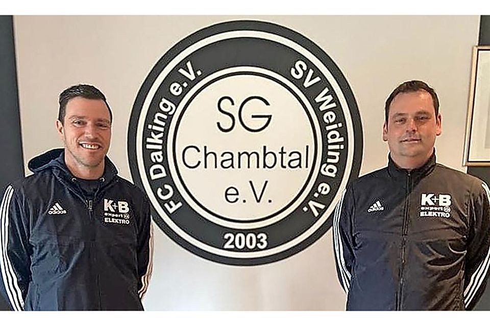 Christian Wittmann und Christoph Kulzer (r.) bilden das neue Trainerduo der SG Chambtal. Foto: Martin Karl