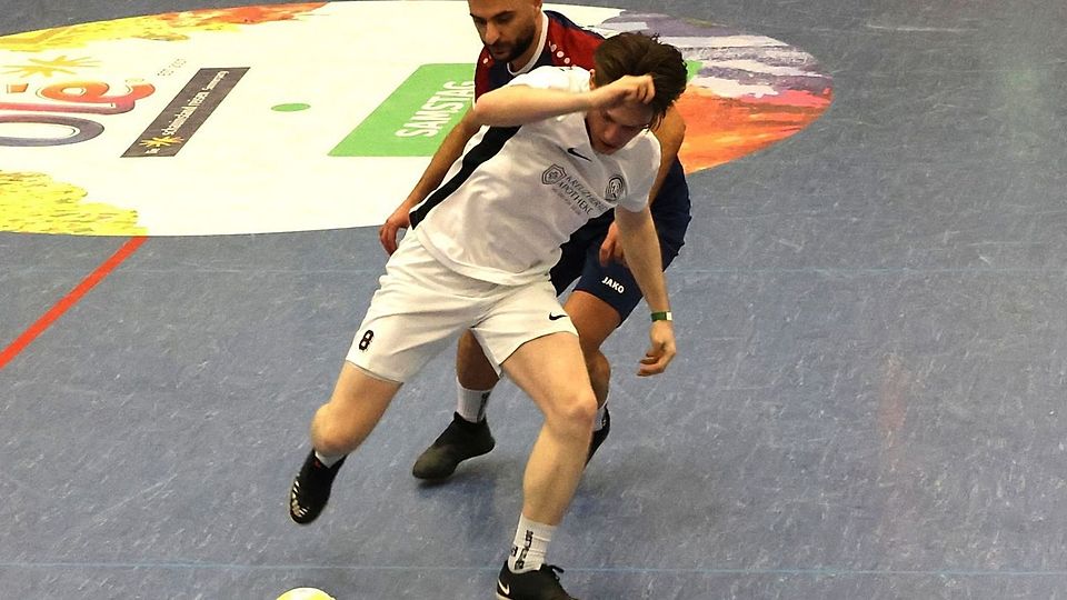 Nicht nur die Jugend spielt bei der 41. Auflage der Mönchengladbacher Hallenstadtmeisterschaft schon vor Weihnachten.