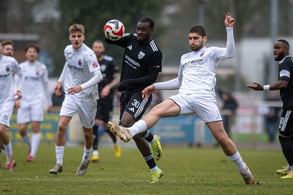 Bocholt verliert gegen den Bonner SC. Bocholt verliert gegen den Bonner SC.